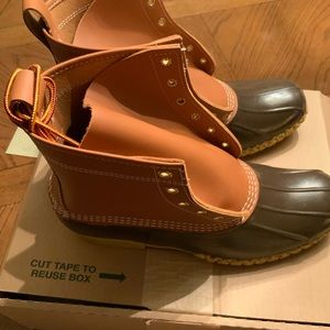 New L L Bean 8” Original Duck Boot 11D Brown Made in USA Lace Up
